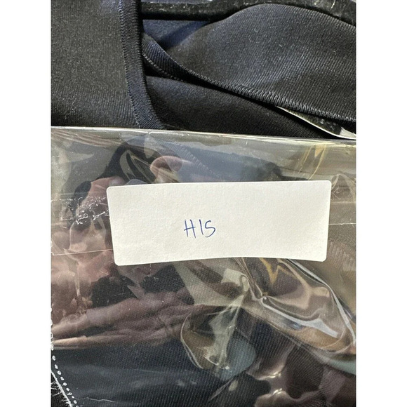 Exclusively Misook Women’s L Black Acrylic Knit Long Sleeve Top Scoop Neck - Picture 8 of 8